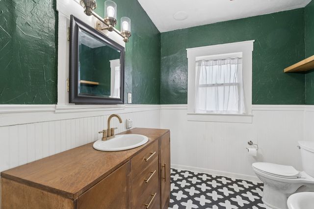 2111 Washington Avenue, Fort Worth, TX 76110