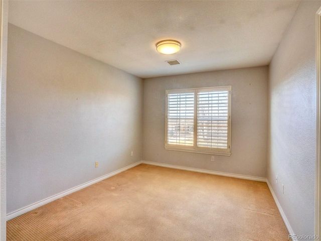 58 Blue Heron Dr, Thornton, CO 80241