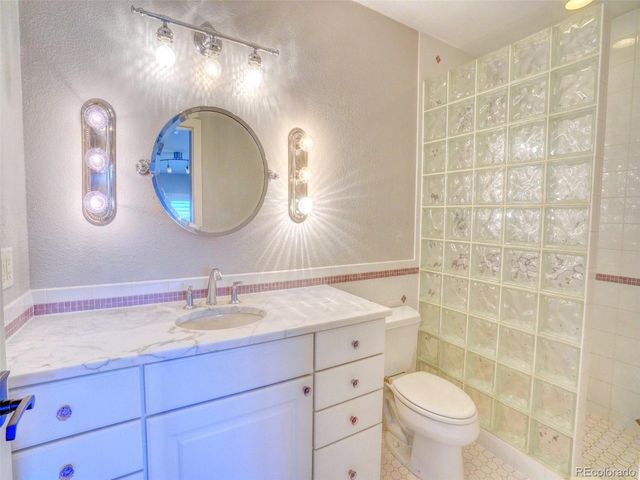 58 Blue Heron Dr, Thornton, CO 80241