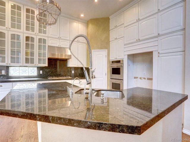 58 Blue Heron Dr, Thornton, CO 80241