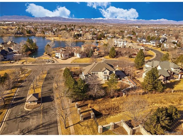 58 Blue Heron Dr, Thornton, CO 80241