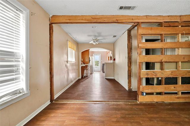 3304 Hardy Street, Fort Worth, TX 76106