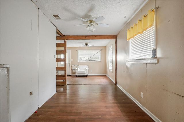 3304 Hardy Street, Fort Worth, TX 76106