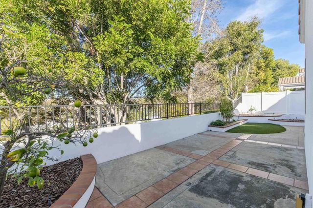 6012 Piros Way, Oceanside, CA 92056