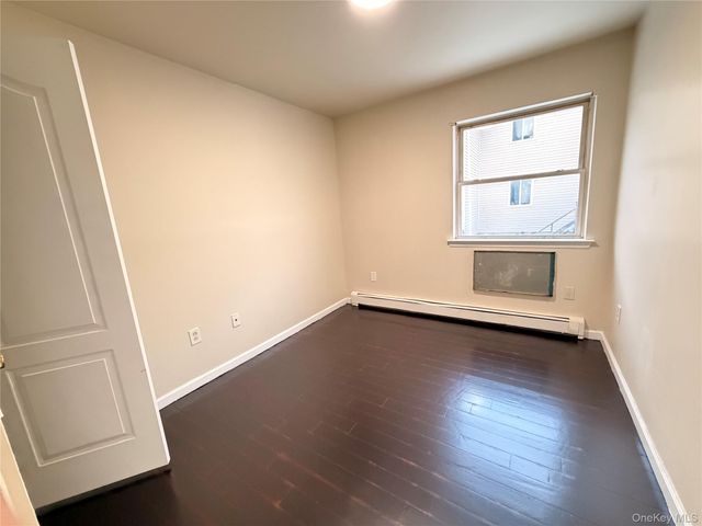 1907 Arnow Avenue, Bronx, NY 10469