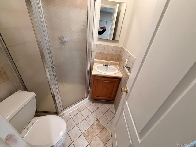 1907 Arnow Avenue, Bronx, NY 10469