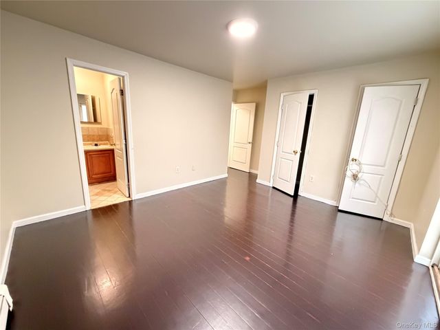 1907 Arnow Avenue, Bronx, NY 10469