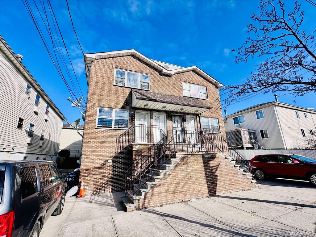 1907 Arnow Avenue, Bronx, NY 10469