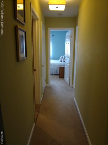 29626 Hoover Road 626, Warren, MI 48093