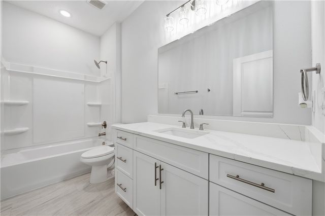 9366 103rd Court, Vero Beach, FL 32967