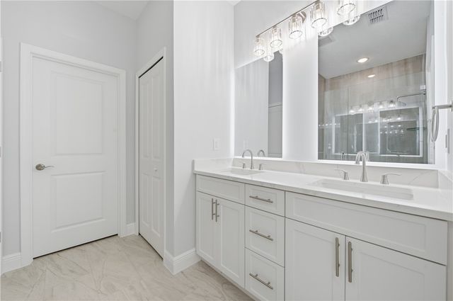 9366 103rd Court, Vero Beach, FL 32967