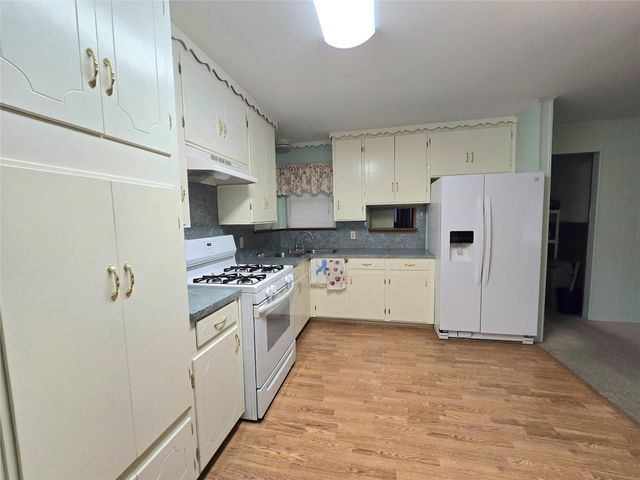 2303 Laird Street, Dayton, TX 77535