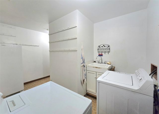 2303 Laird Street, Dayton, TX 77535