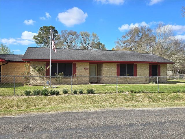 2303 Laird Street, Dayton, TX 77535