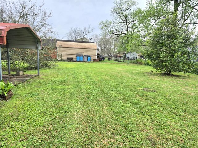 2303 Laird Street, Dayton, TX 77535