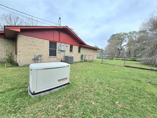 2303 Laird Street, Dayton, TX 77535