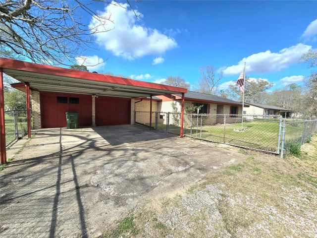 2303 Laird Street, Dayton, TX 77535