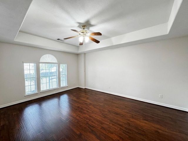 3002 Flintwood Drive, Sugar Land, TX 77479