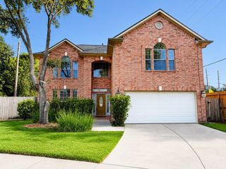 3002 Flintwood Drive, Sugar Land, TX 77479