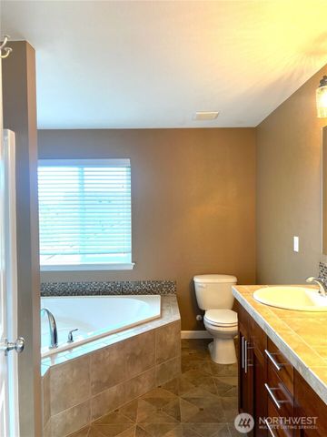 10027 SE Dotson Street SE, Yelm, WA 98597