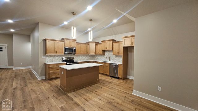 2205 S 19th Street, Paragould, AR 72450