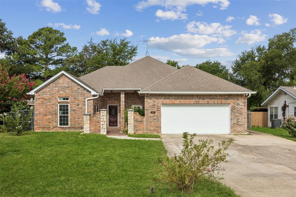307 Ada Street, Irving, TX 75061