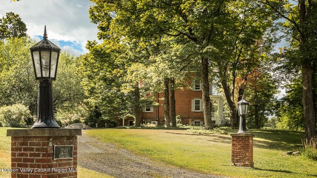 1281 Woods Road, Germantown, NY 12526