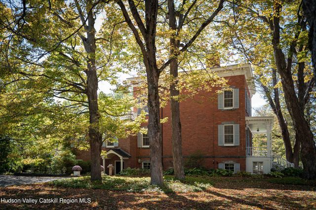 1281 Woods Road, Germantown, NY 12526