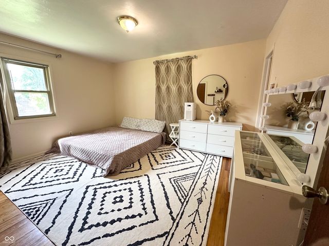 5120 S Bancroft Street, Indianapolis, IN 46237