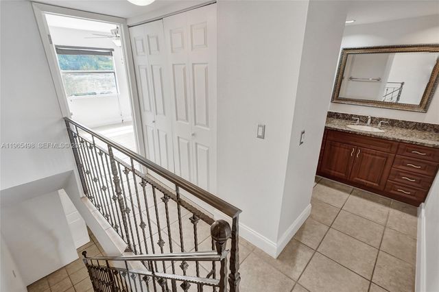 4600 SW 67th Ave 245, Miami, FL 33155