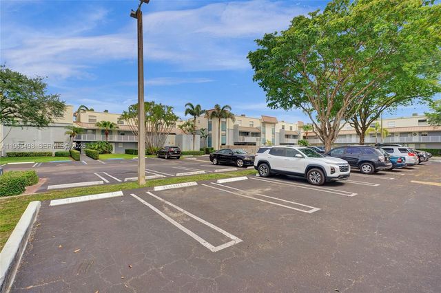 4600 SW 67th Ave 245, Miami, FL 33155