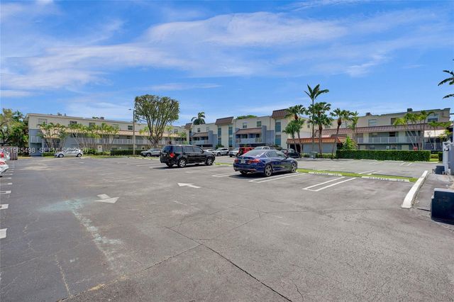 4600 SW 67th Ave 245, Miami, FL 33155