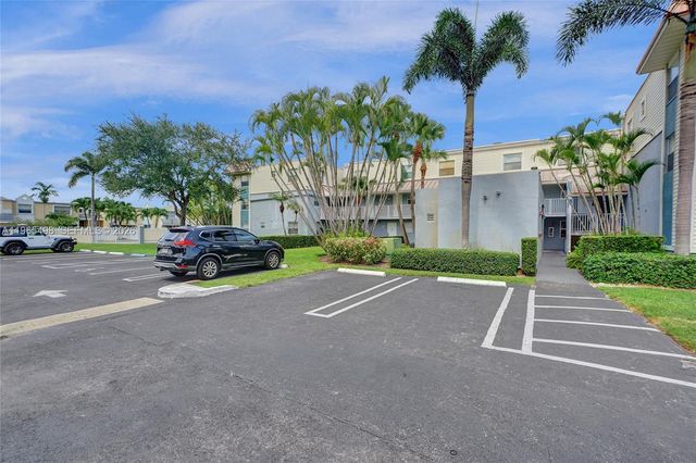 4600 SW 67th Ave 245, Miami, FL 33155