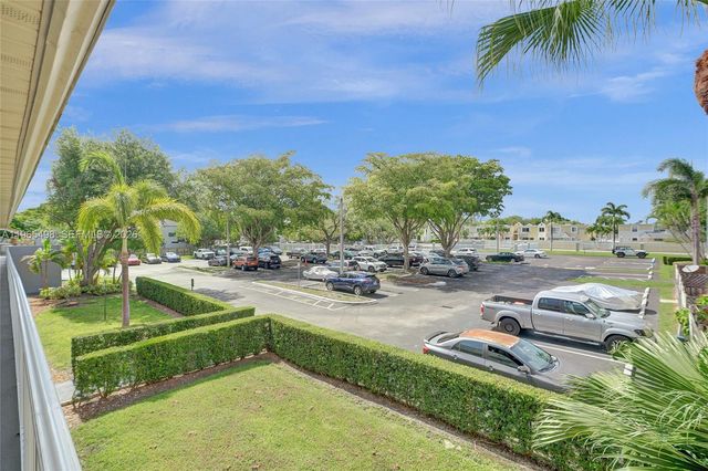 4600 SW 67th Ave 245, Miami, FL 33155