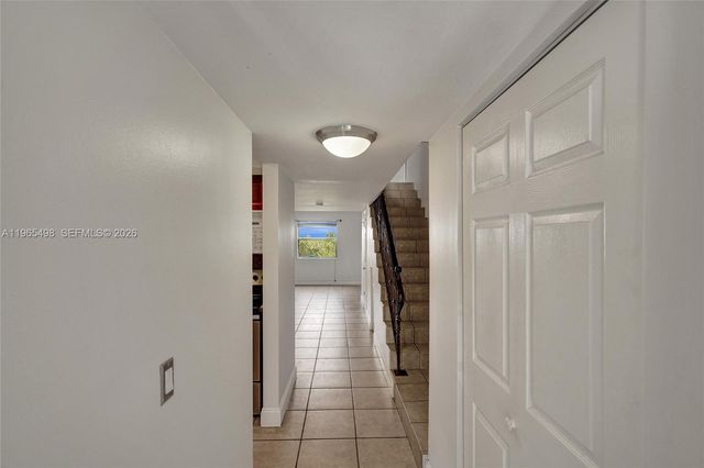 4600 SW 67th Ave 245, Miami, FL 33155