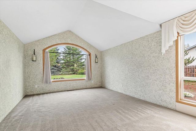 133 Kingsgate Way, Grants Pass, OR 97527