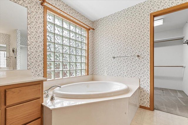 133 Kingsgate Way, Grants Pass, OR 97527