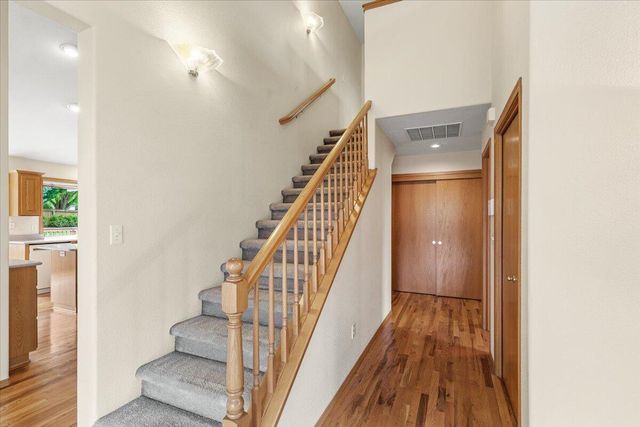 133 Kingsgate Way, Grants Pass, OR 97527