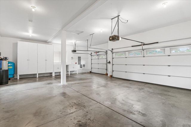 133 Kingsgate Way, Grants Pass, OR 97527