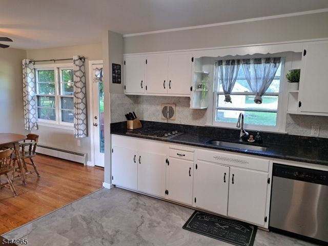 3 Meadow Brook Rd, Raritan Twp., NJ 08822