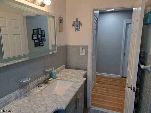 3 Meadow Brook Rd, Raritan Twp., NJ 08822