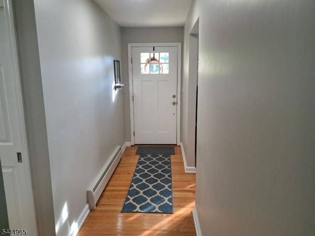 3 Meadow Brook Rd, Raritan Twp., NJ 08822