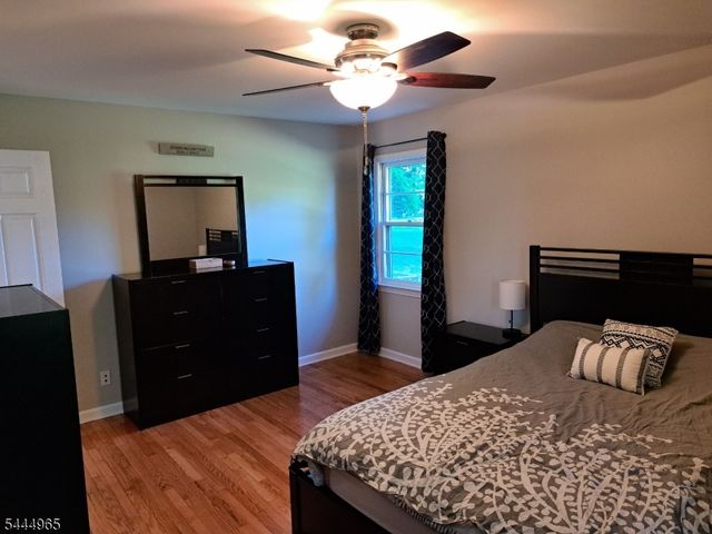 3 Meadow Brook Rd, Raritan Twp., NJ 08822