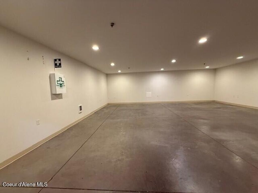 1106 Airpark Court, Sandpoint, ID 83864 photo 14