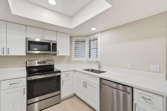 9990 N SCOTTSDALE Road 1014, Paradise Valley, AZ 85253