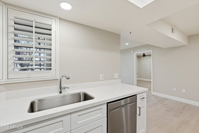 9990 N SCOTTSDALE Road 1014, Paradise Valley, AZ 85253