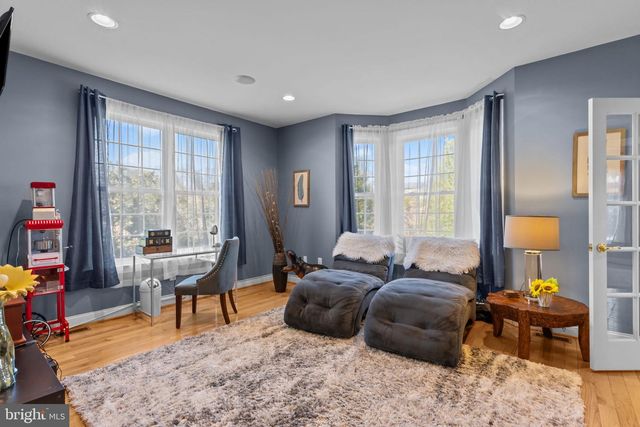 929 PUTTING GREEN CIR, Harleysville, PA 19438