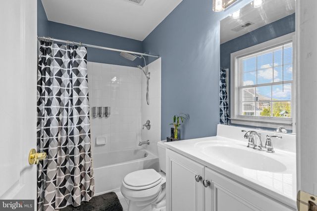 929 PUTTING GREEN CIR, Harleysville, PA 19438