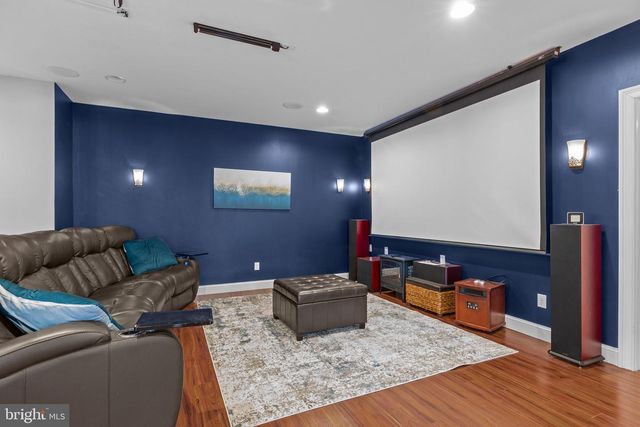 929 PUTTING GREEN CIR, Harleysville, PA 19438