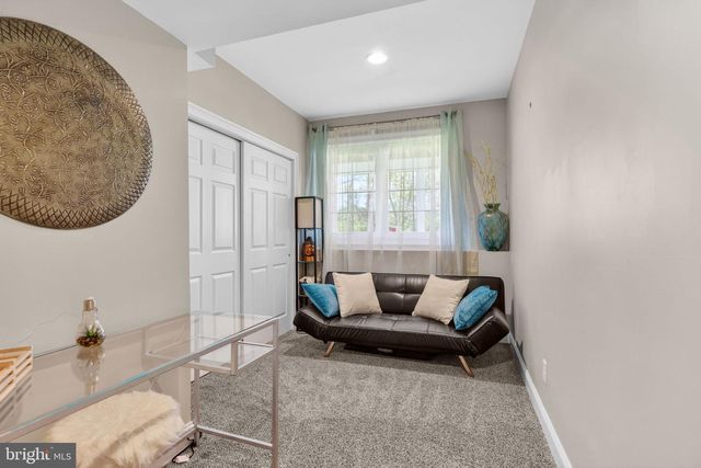 929 PUTTING GREEN CIR, Harleysville, PA 19438